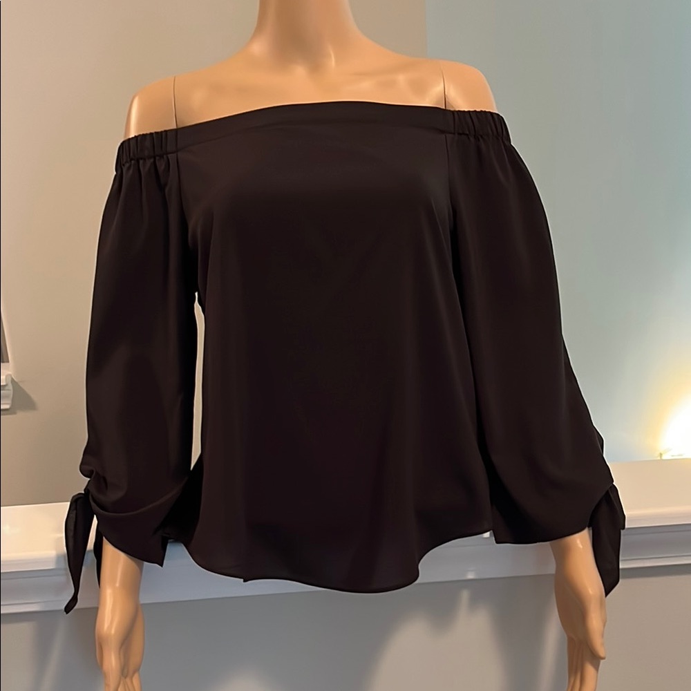 Premise Black Off-Shoulder Puff Sleeve Blouse